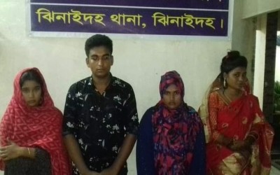 ঝিনাইদহে করোনা কালে চলছে অনৈতিক কার্যকলাপ