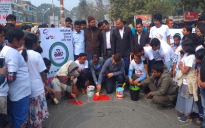 ঝিনাইদহে আন্তর্জাতিক মাতৃভাষা দিবস উপলক্ষে সড়ক আলপনা