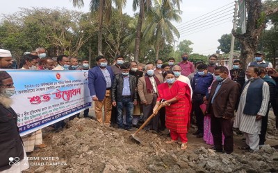 ডিমলায় প্রকল্পের মাটির কাজের উদ্বোধন ও চেক বিতরন