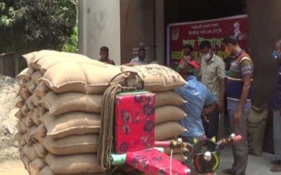 ঝিনাইদহে সরকারি মুল্য থেকে বাজার মুল্য বেশি থাকায় পুরণ হচ্ছে না অভ্যন্তরীন বোরো ধান সংগ্রহ’র লক্ষ্যমাত্রা