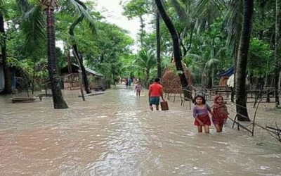 অস্বাভাবিক জোয়ারে কমলনগর রামগতি নিন্মাঞ্চল প্লাবিত