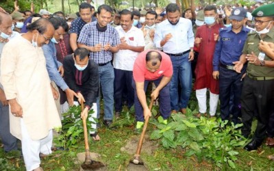 ৯ ফুট ক্যানেলেই ঘুচল ২১০০ বিঘা জমির জলাবদ্ধতা